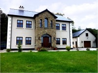 Ragwalling & Marbling, external painting of private houses, recently completed project by Brian Bonner & Sons Ltd, Painting & Decorating Contractors, Co. Donegal, Ireland
